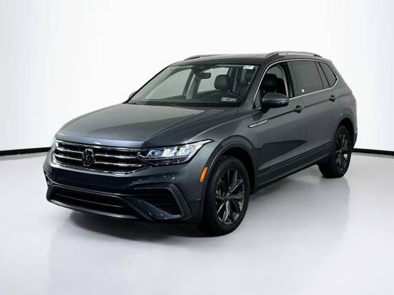VOLKSWAGEN TIGUAN 4MOTION 2022 3VV2B7AX4NM170956 image